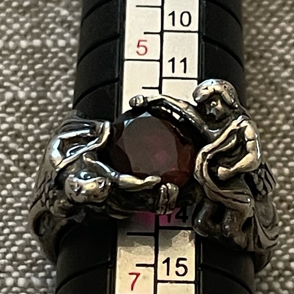 Ring